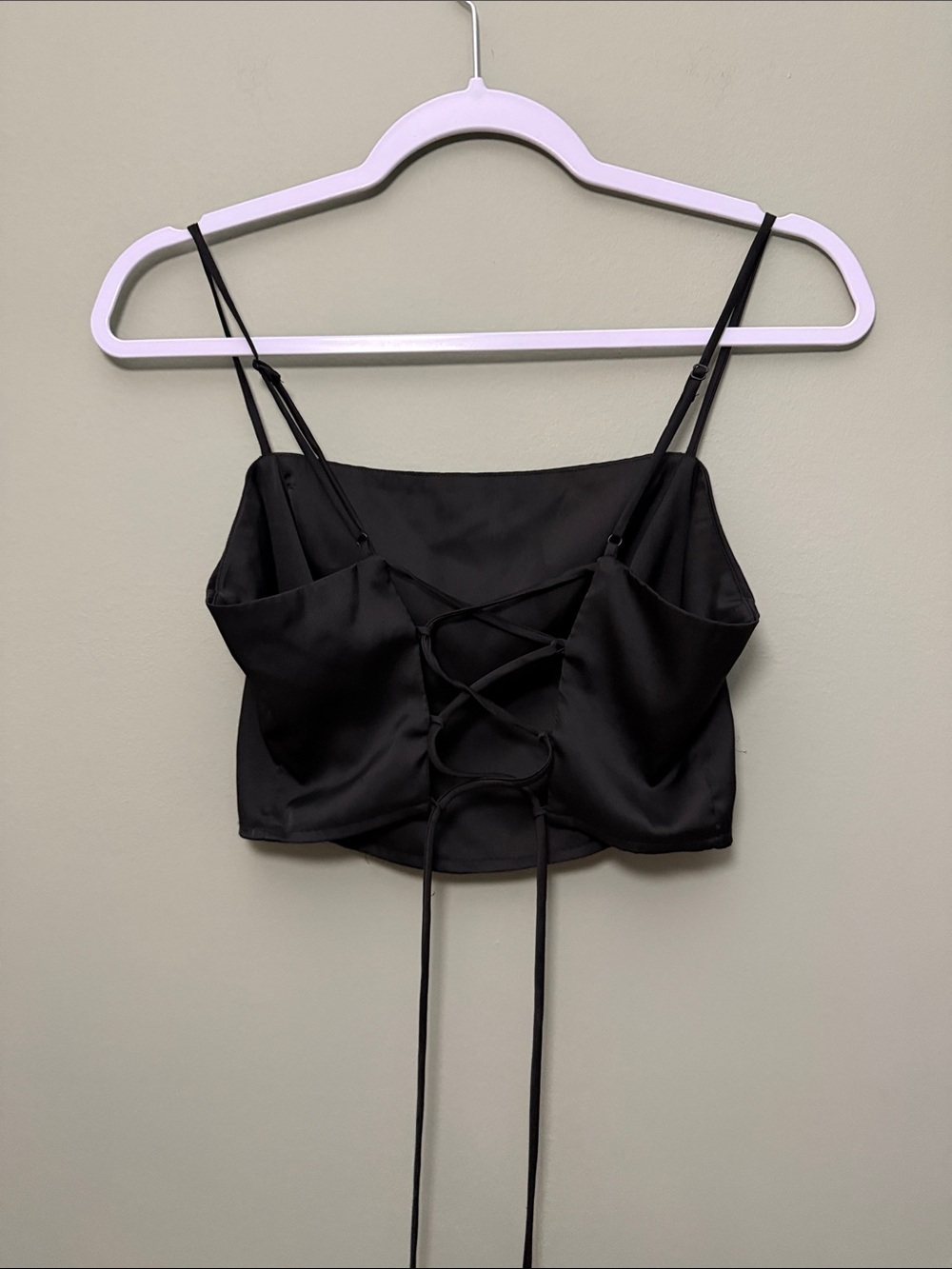 Backless Top - Picture 2 of 2
